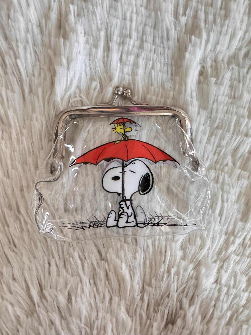 Snoopy clear coin purse vintage style Snoopy and Woodstock under a red umbrella